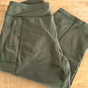 Duluth Women's NoGA Namastash Capris size M